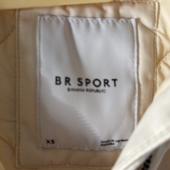 Brand new never worn jacket - Picture 2 of 8